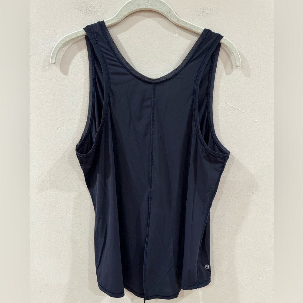 lululemon turn about tank - Picture 6 of 14